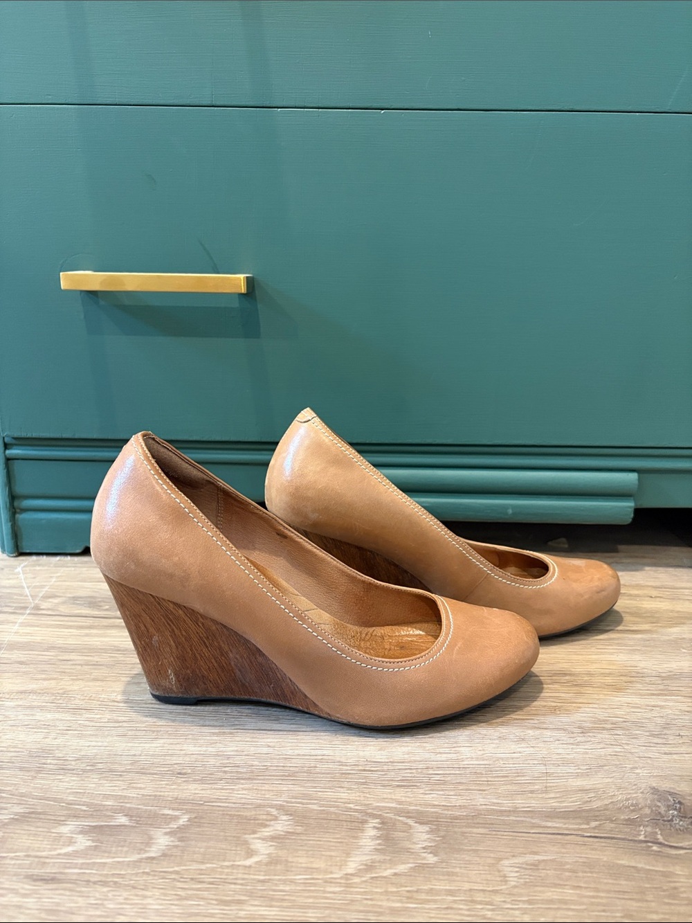 Clarks Tan Leather Wedge Pumps